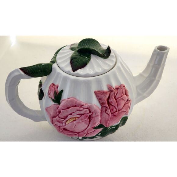 Teapot-Pacific Rim-White-Pink Roses-Green Leaves-Embossed-Holds 4 Cups - Picture 12 of 14